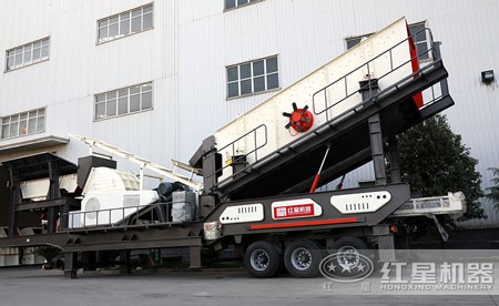車載流動(dòng)錘式破碎機(jī)多少錢？產(chǎn)量多高？