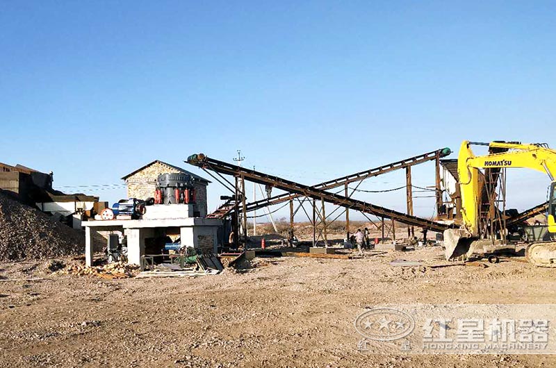 顎式破碎機(jī)、圓錐破碎機(jī)作業(yè)現(xiàn)場(chǎng)